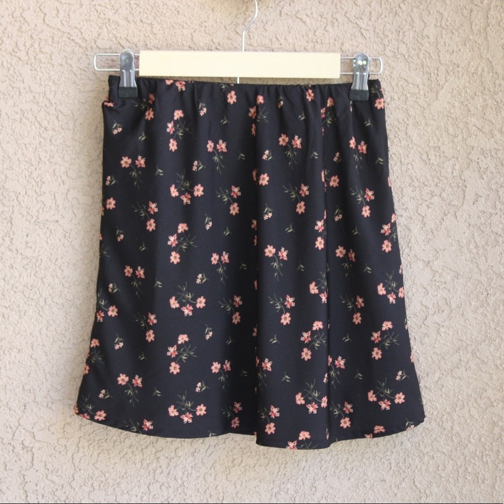 Hollister intra high rise skirt